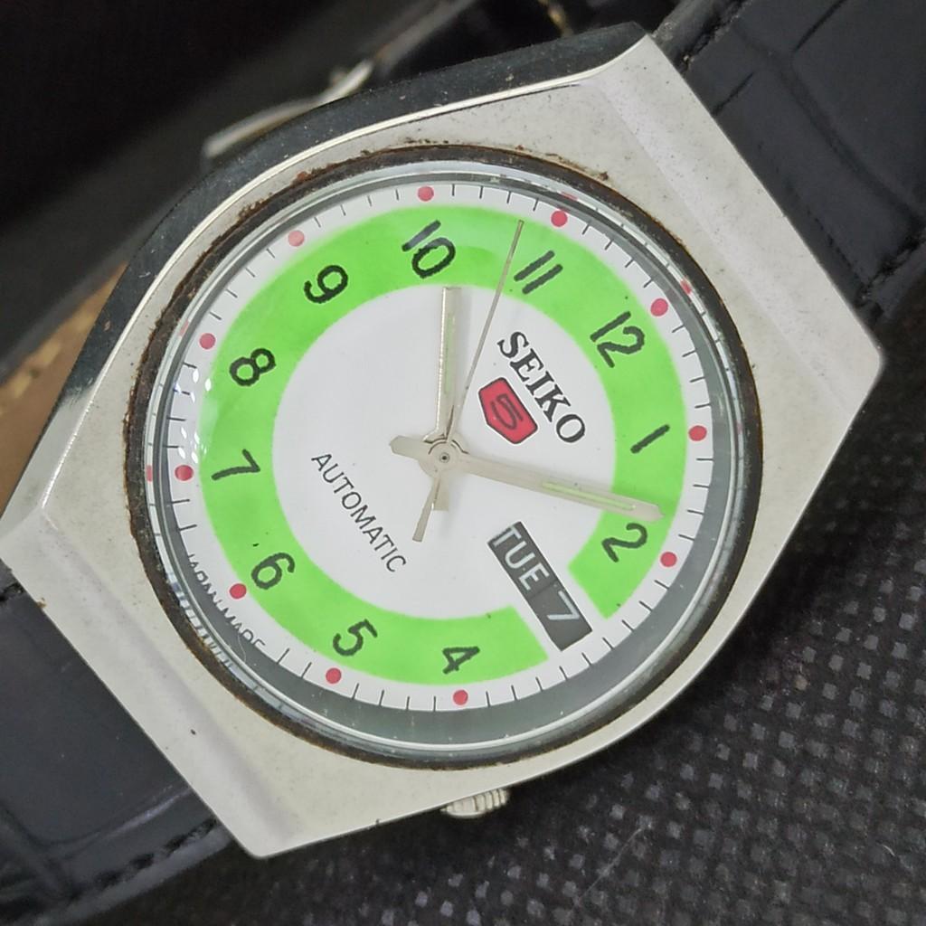 

USED SEIKO 5 AUTOMATIC VINTAGE JAPAN MENS DAY/DATE WATCH 550b-a290074-9 SKU550b-a290074-2
