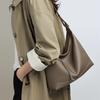 Bag Soft Leather Underarm Bag New High-end Commuter Tote Bag Large Capacity Spring and Summer Explosive Shoulder Women's Bag