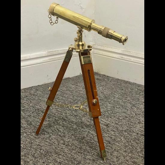 Teleskop mit Holzstativ Maritime Nautische Vintage Schreibtischdekoration