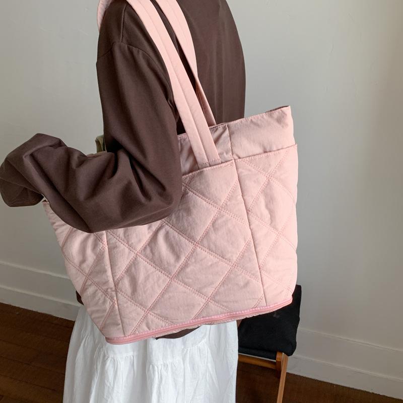 Women's Bag Rhomboid Shoulder Bag Commuter Large Capacity Tote Bag