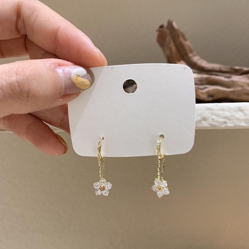 Spring/Summer Pearl Studs: High-End 925 Silver Cute Earrings for Women