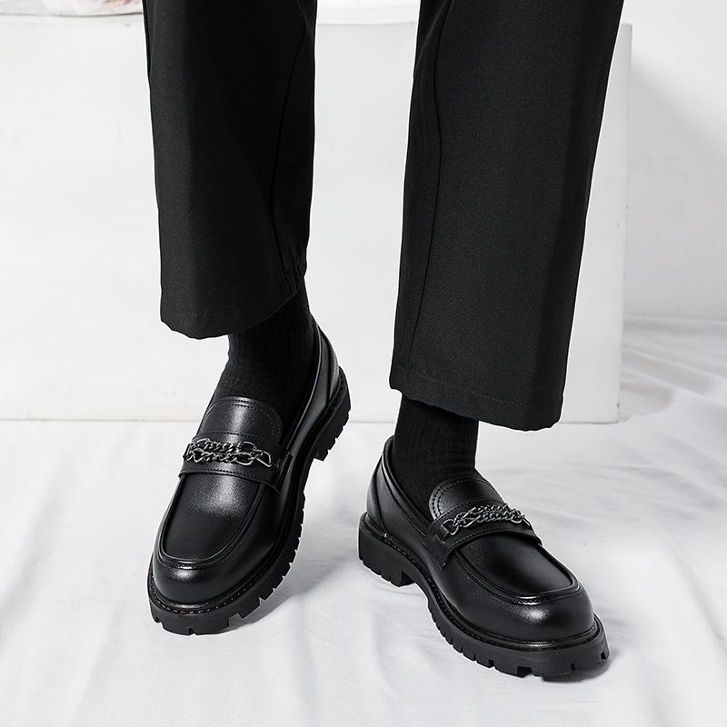 Herren Retro Leder Slipper: Brogue Slipper im britischen Stil mit dicker Sohle für Friseure