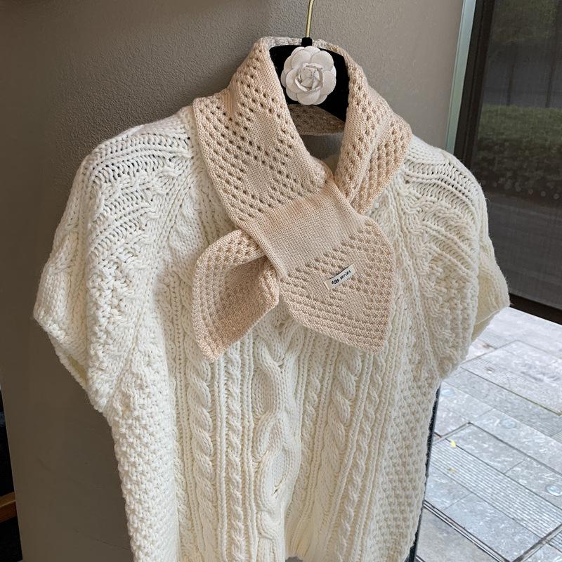 Vintage Hollow Knitted Cross Small Scarf Lazy Perforated Scarf Neck Pack Wear Versatile Scarf Decoration