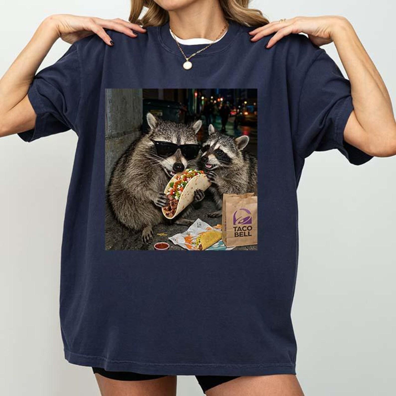 Raccoon Eating Tacos T-Shirt XL