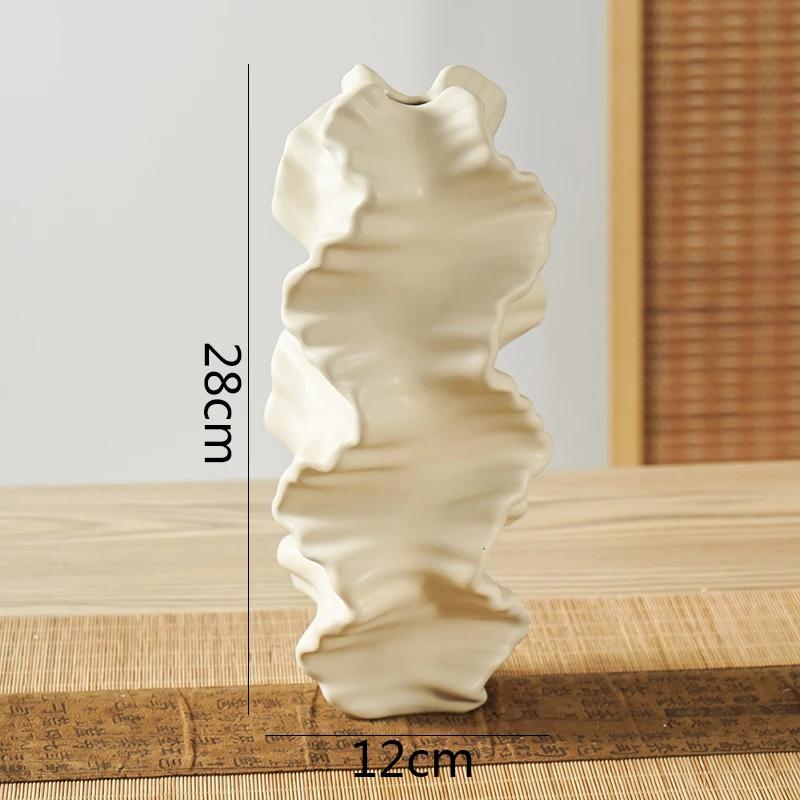 Matte Irregular Vase Ceramic Flower Arrangement Vase Artistic Flower Vessels Desktop Decorative Flower Ware Home Decoration
