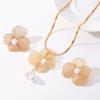 Versatile Floral Pearl Necklace & Earring Set for Women