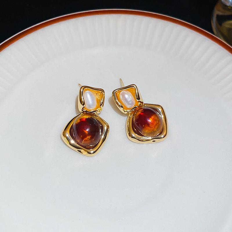 Silver Needle Geometric Irregular Resin Y2K Earrings - Retro Stud Ear Accessories for Women