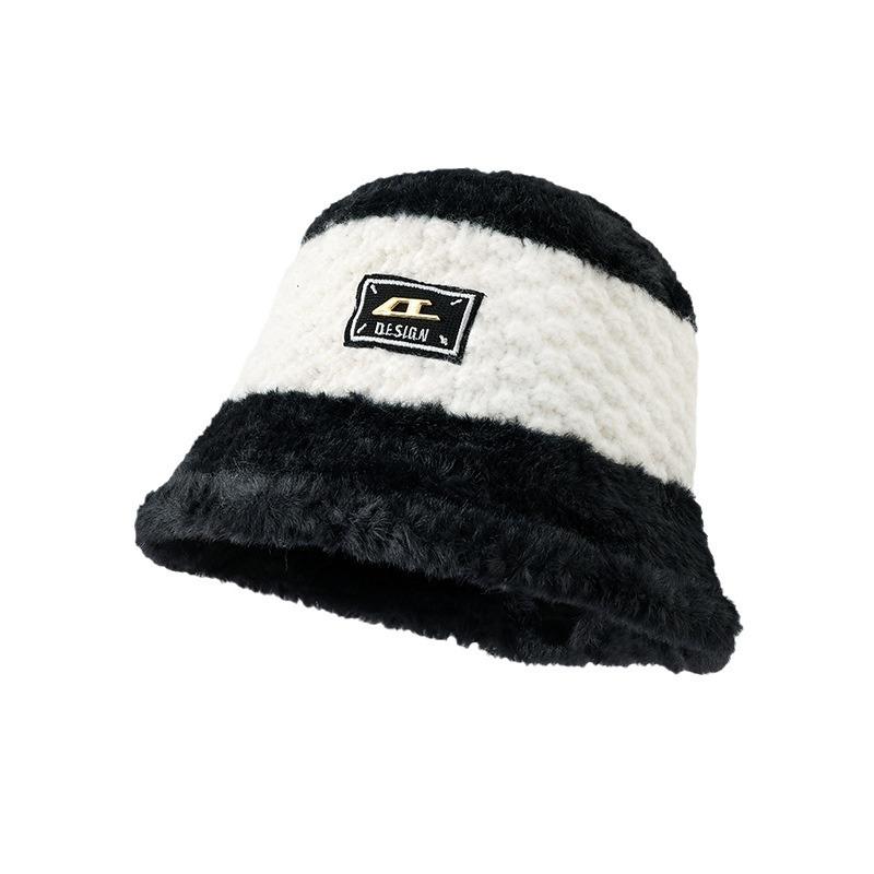 Korean Version of Autumn and Winter New Hat for Women Plush Fisherman Hat for Women High-end Metal Label for Winter Warm Face-showing Small Basin Hat