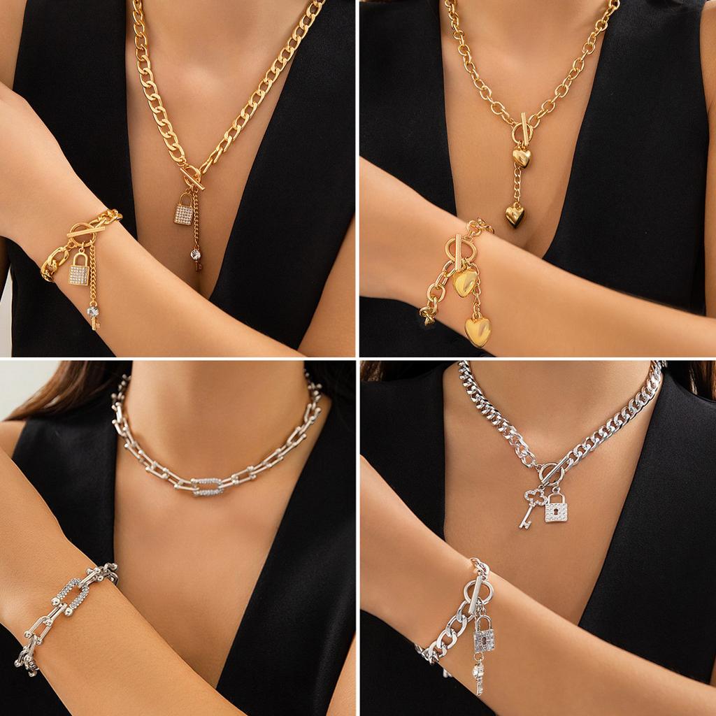 Hip Hop Sweet Cool Metal Love Necklace Women'S Fashion Diamond Set Lock Pendant Collarbone Chain Necklace