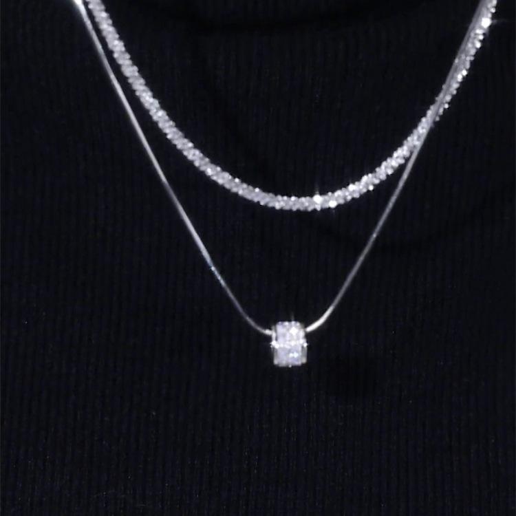 Double-layer Shimmering Layered Small Waist Necklace with A Korean-style Star-shaped Design Lockbone Chain