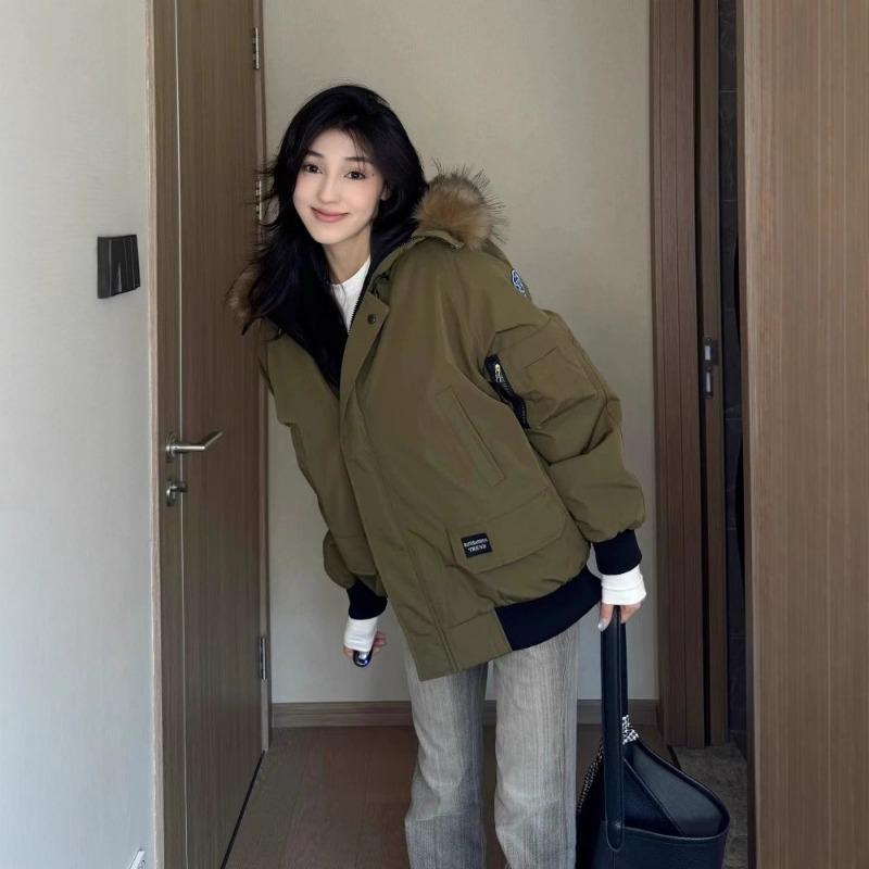 

Tooling big fur collar hooded small man bread clothes short cotton clothes women s winter new street cotton-padded jacket L армия зеленый