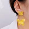 The niche design of the plain gold double butterfly earrings is exquisite, individualistic, exaggerated and high-end