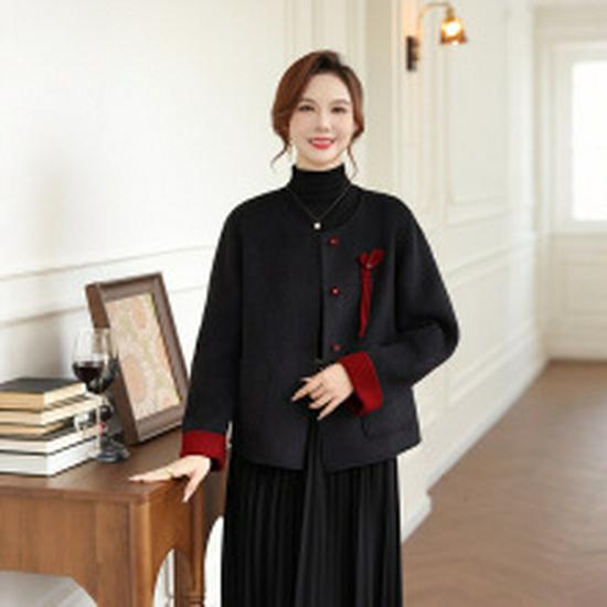 Mom's Stylish Faux Leather Jacket: Autumn Long Sleeve Print for Middle-Aged & Elderly Women