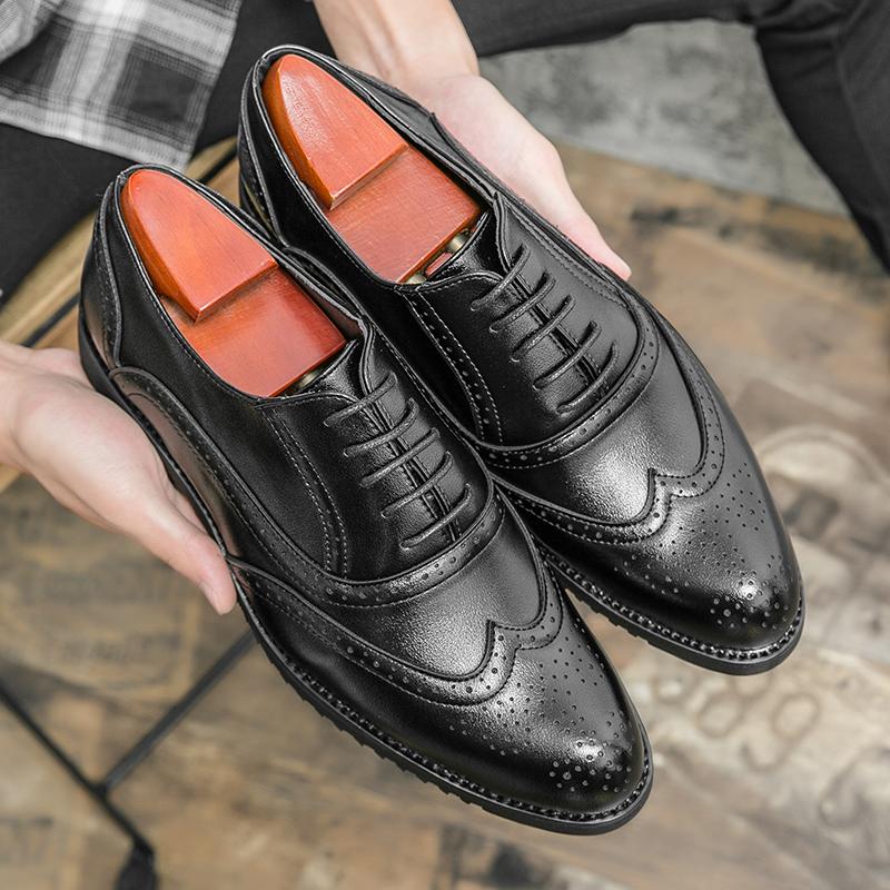 Mens British Brogues Leather Shoes Luxury Brand Men Business Dress Shoes Casual Social Shoe Male Wedding Footwear Zapatos Hombre
