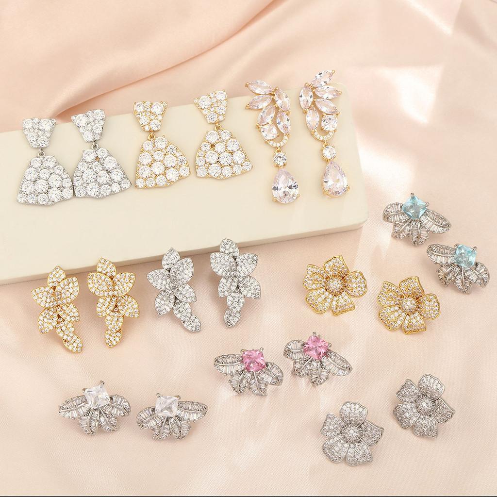 Floral Pearl Earrings With Embedded Zirconia For Trendy Girls