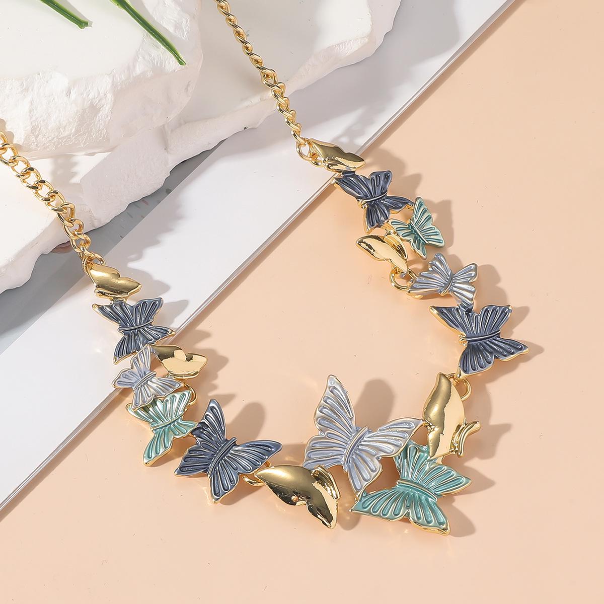 

Комплект из разноцветных ожерелий и сережек с бабочками для женщин - ретро-стиль, идеальный вариант для праздников и модных аксессуаров