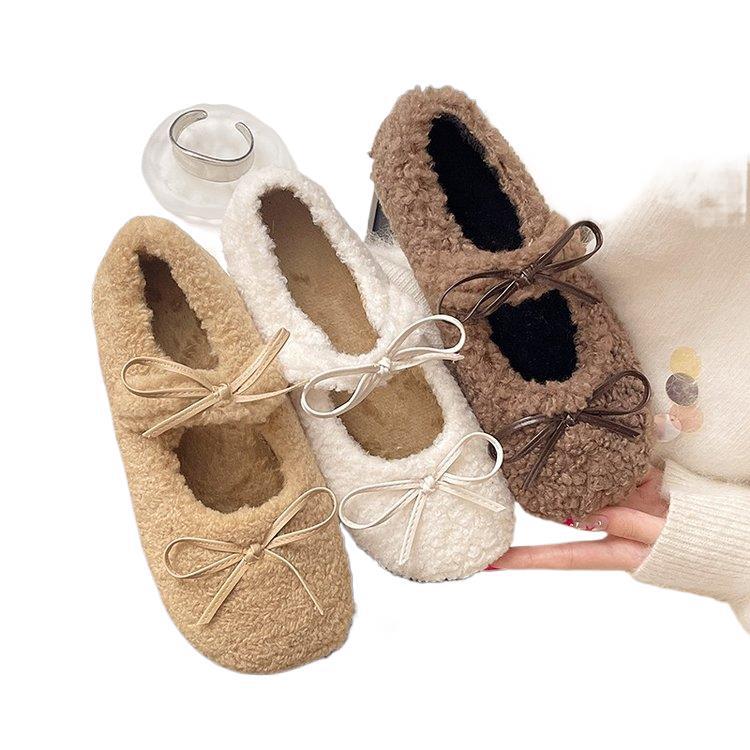 Sweet Fluffy Shoes for Women To Wear Outside Autumn and Winter 2025 New Velvet Beanie Shoes, Shallow Mouth Versatile Flat Bottom Warm Cotton Shoes