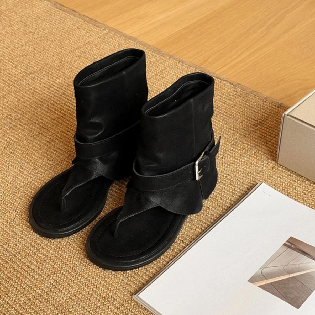 

Летние ботильоны с защипом, крутые ботинки, женские ретро сапоги-чулки, дизайнерские, с пряжкой-ремнем, ботинки-трубы для девушки-перчинки 40 чёрный