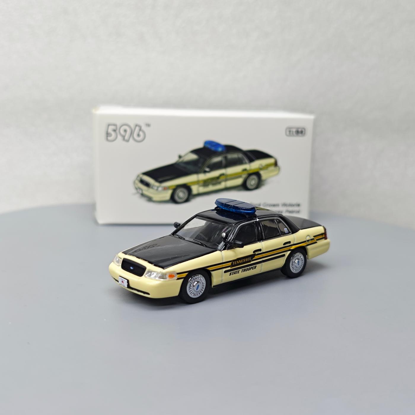 

596 1:64 Crown Victoria Police - Патруль шосе Теннессі 596-100 Сплавна міні-модель автомобіля Симуляція Колекція Дисплей Іграшка Подарунок