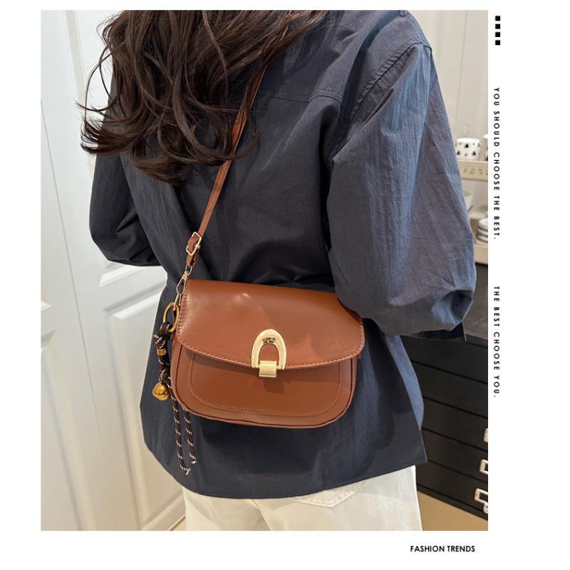 

Летняя новая сумка-седло повседневная универсальная личность мода Nissan пригородный компактный портативный женский светло-коричневого