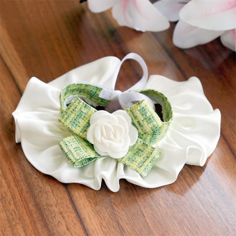 

Cats Cute Bow-tied Saliva Towel Princess-style Lace Collar Bell Necklace Scarf Pet Decorative Products Flower Cat Dog Necklace Less than 2KG