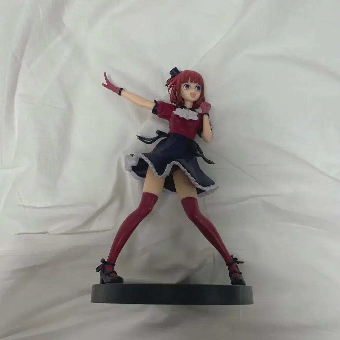 

Любимый ребенок Арима Кана Б Комачи Красивая девушка