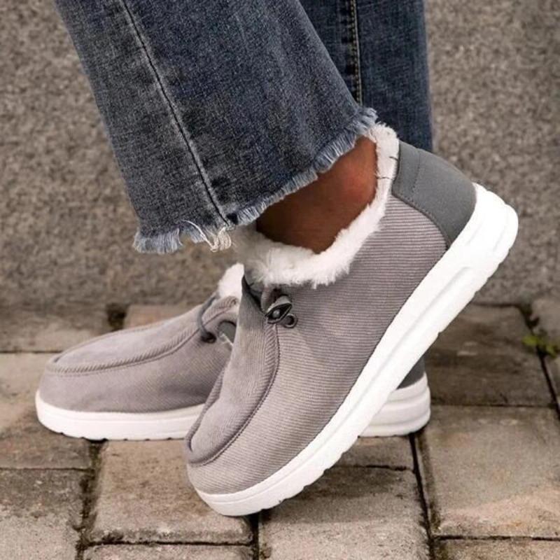 Winter New Thick-soled Snow Boots for Women, Piled and Thickened Fluff To Keep Warm, Large-size Cross-border Sewn Cotton Shoes for Women