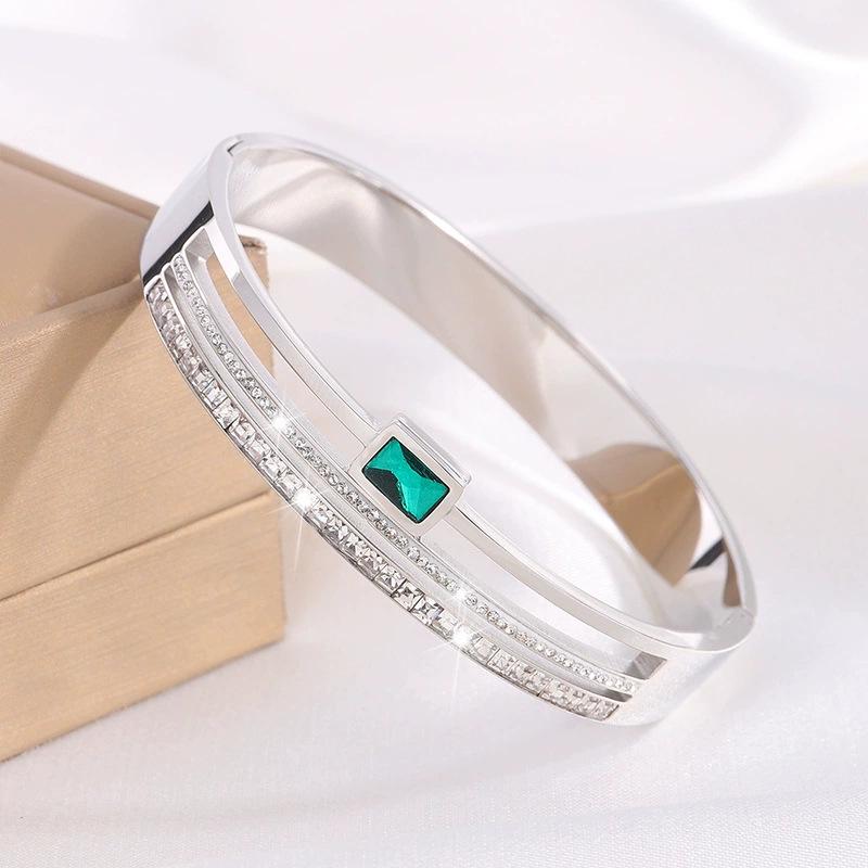 Starry Sky Silver Titanium Steel Bracelet for Women - High-End, Versatile, Full Diamond, Non-Fading Fashion Accessory