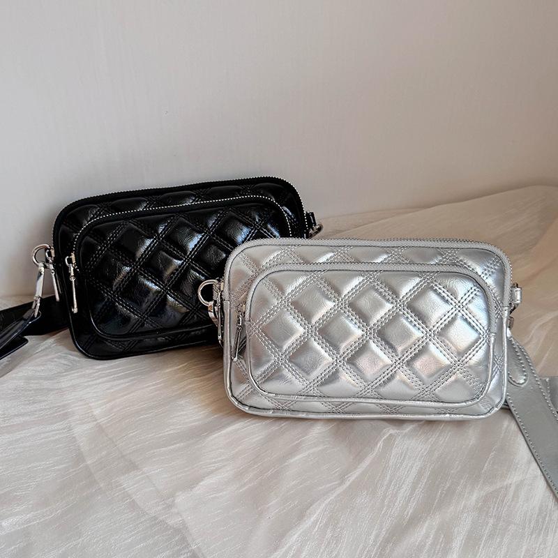 Bag Women's Bag New Diamond Chain Bag Fashionable Women's Shoulder Messenger Bag Women's Small Square Bag