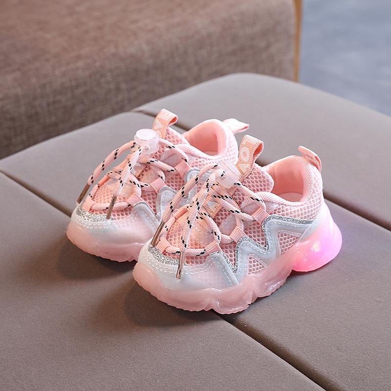 

Newest Children Luminous Shoes Boys Girls Led Sport Running Shoes Baby Lights Fashion Sneakers Toddler Kids With Light Sneakers 21