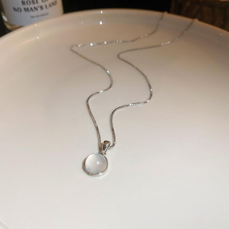 French Diamond Butterfly Pearl Necklace Women s Versatile Clavicle Chain Fashion Temperament Jewelry
