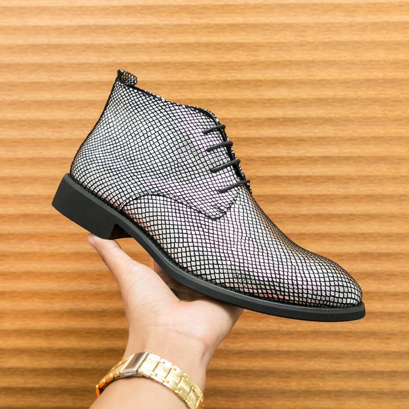 

Мужские кожаные ботинки большого размера осень и зима новые остроносые кожаные ботинки модные мужские высокие кожаные ботинки тренд ботинки Мартин мужские 38 серебряный