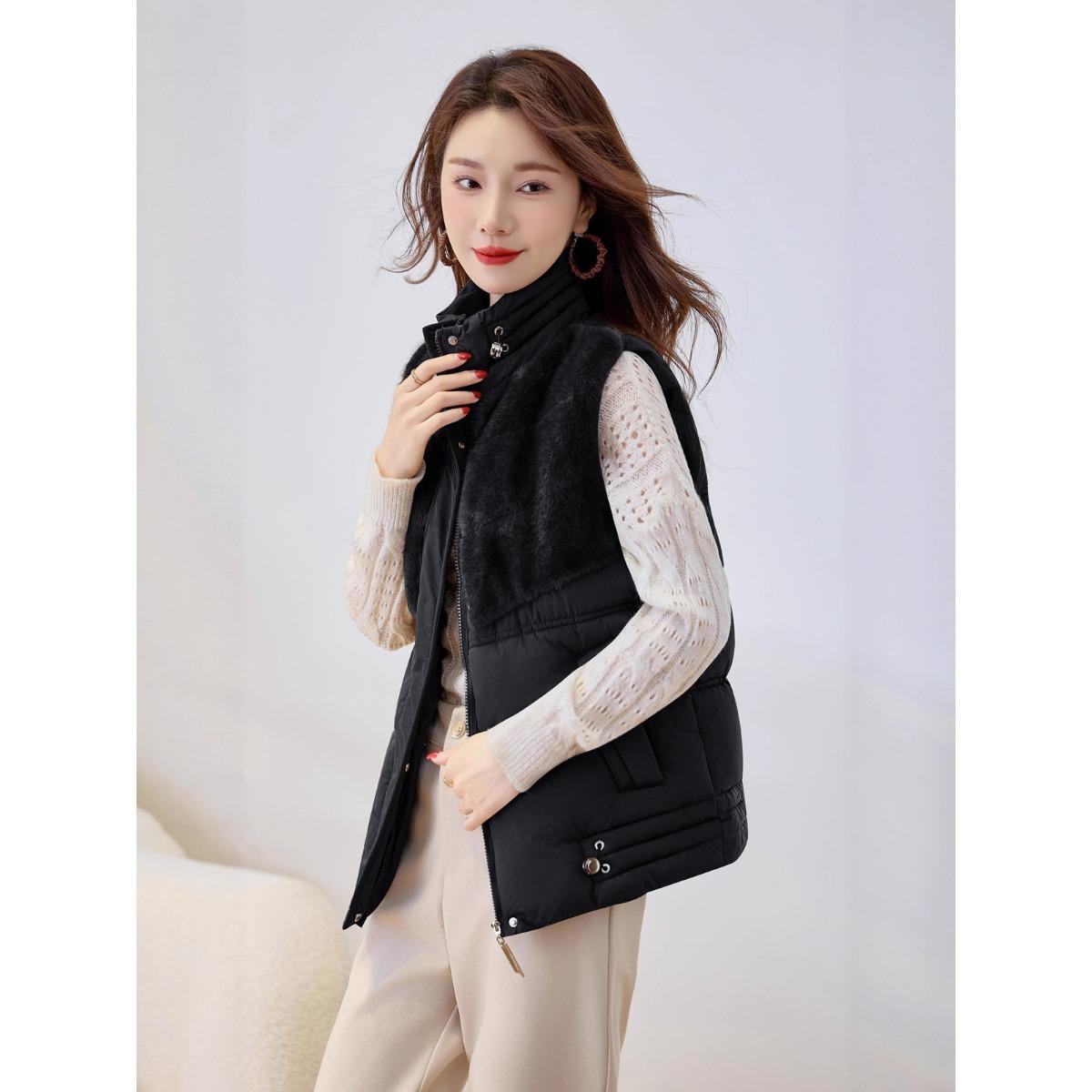 

Autumn and winter women s plush splicing lightweight sleeveless undershirt jacket stand-up collar thickened warm sports casual loose jacket XL чорний