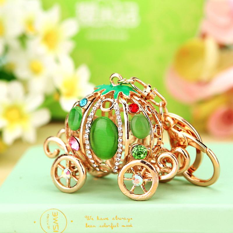 Full Rhinestone Crystal Pumpkin Keychains Car Keyrings Women's Bags Decoration Keychain Gifts Holiday Jewelry