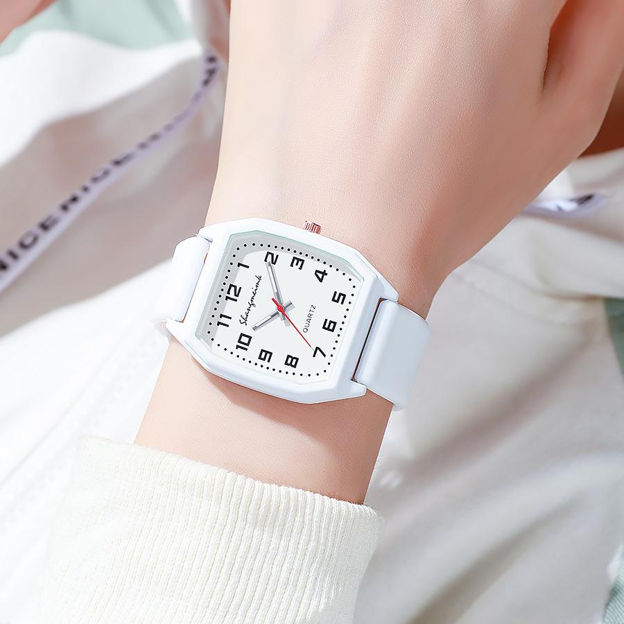 Fashion Sports Women Brand Watches Simple Rectangle Numbers Ladies Quartz Watch Casual Silicone Strap Dress Gift Wristwatches