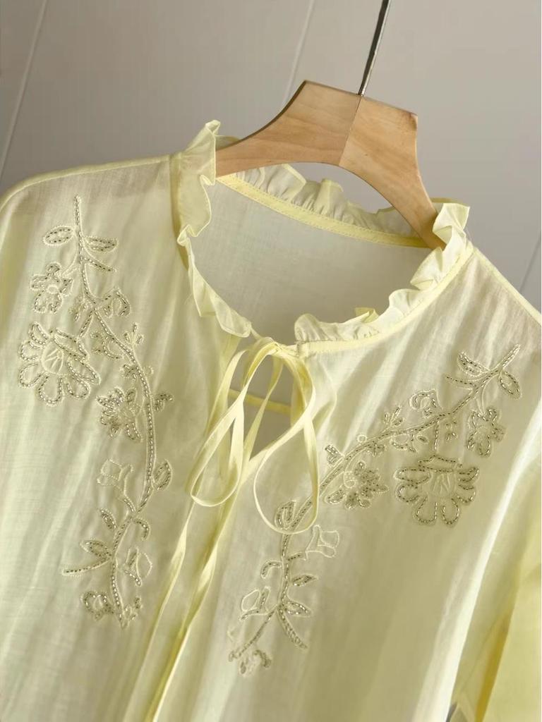 Cămașă Endi pentru Femei, Galben Deschis, Decolteu în V, cu Volane, Șireturi, Broderie cu Mărgele, din Ratin