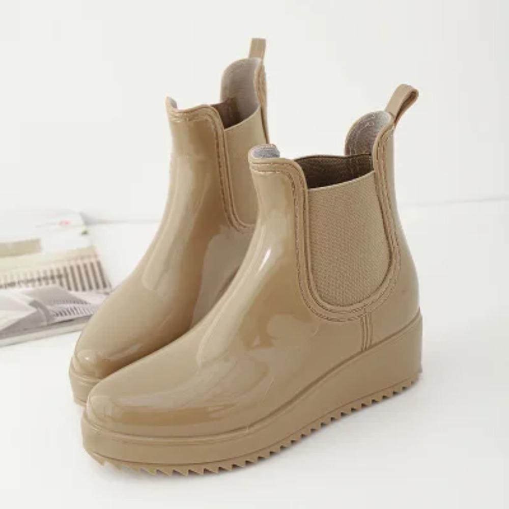 New arrivel quality Non-slip lady rain boots fashion pvc rubber high heel ankle women shoes thick bottom ladies short rainboots
