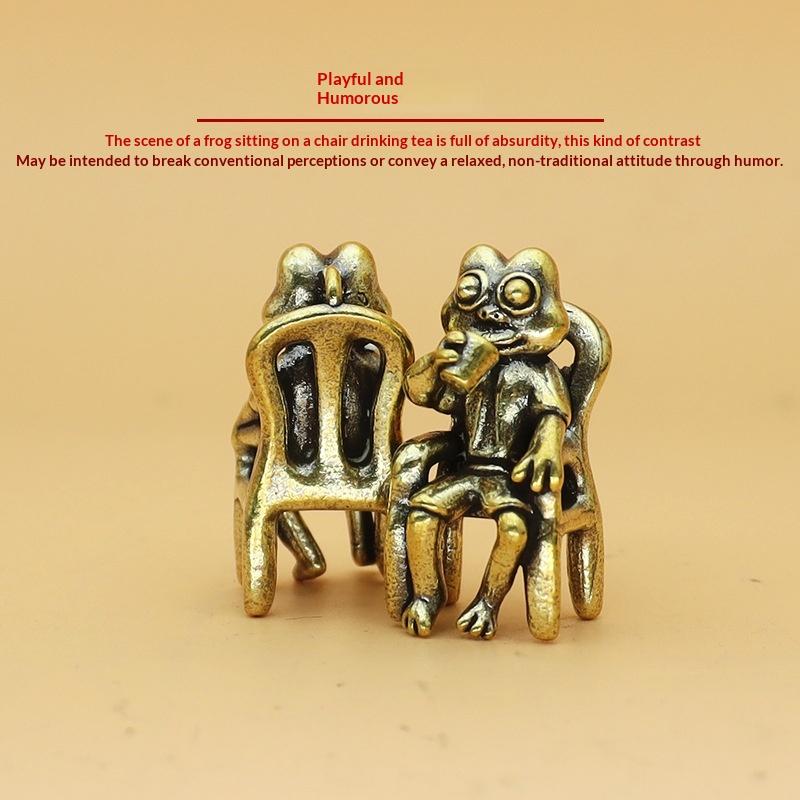 1Pc Solid Brass Office Table Small Ornament Mini Frog Sitting On Chair Drinking Home Desktop Decoration Tea Pet For Gifts