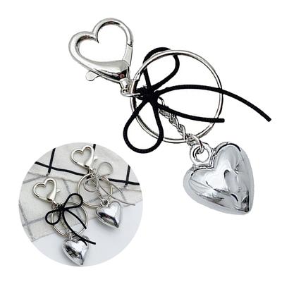 Elegant Heart Shaped Keychain Bowknot Keyrings Stylish Heart Key Holder Fashion Pendant Perfect for Special Occasions