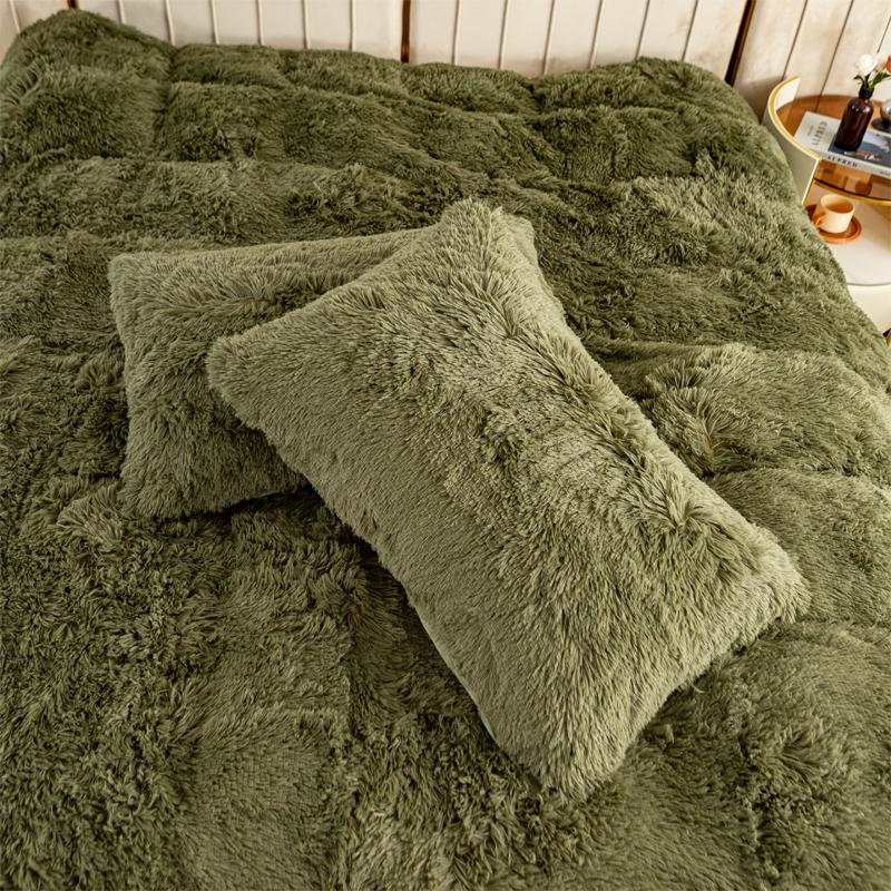 3-Piece Faux Fur Velvet Duvet Cover Set - Soft, Warm, Plush Bedding with Solid Color Design, 1 Duvet Cover and 1/2 Pillowcase, W