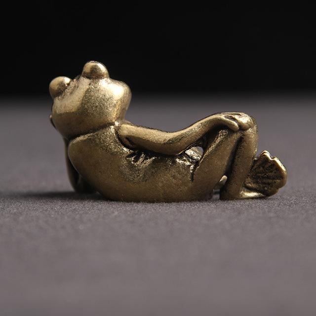 Antiquitäten Sonstiges Kreative Froschdekoration Desktop-Dekoration Dekoration Messing Boden Bronze Goldene Kröte Desktop-Kunsthandwerk