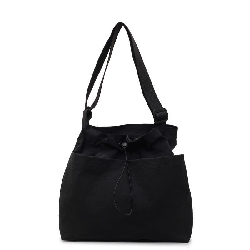 

Женская сумка через плечо большой вместимости сумка-тоут студенческая сумка для занятий чёрный