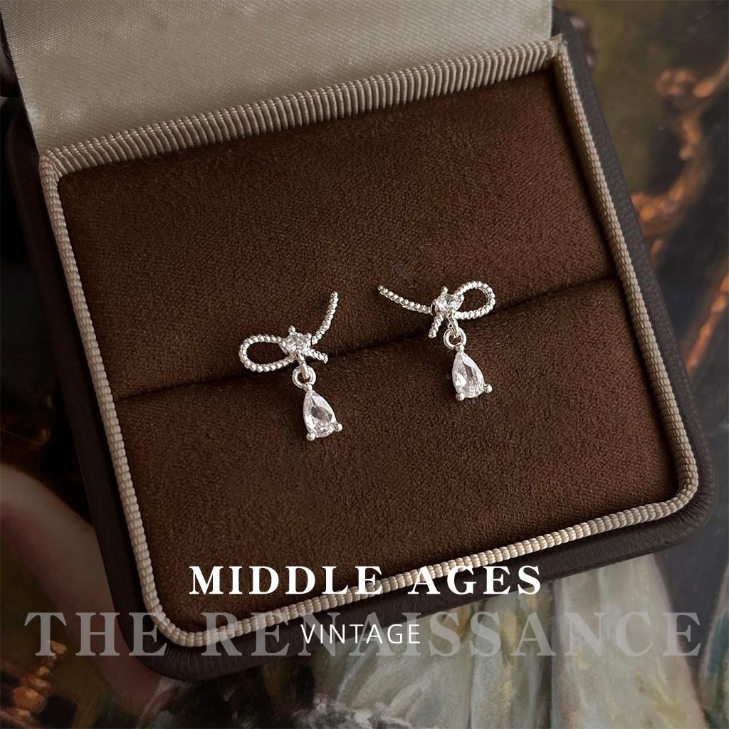 Knot water drop zircon stud earrings temperament light luxury simple commuter style earrings