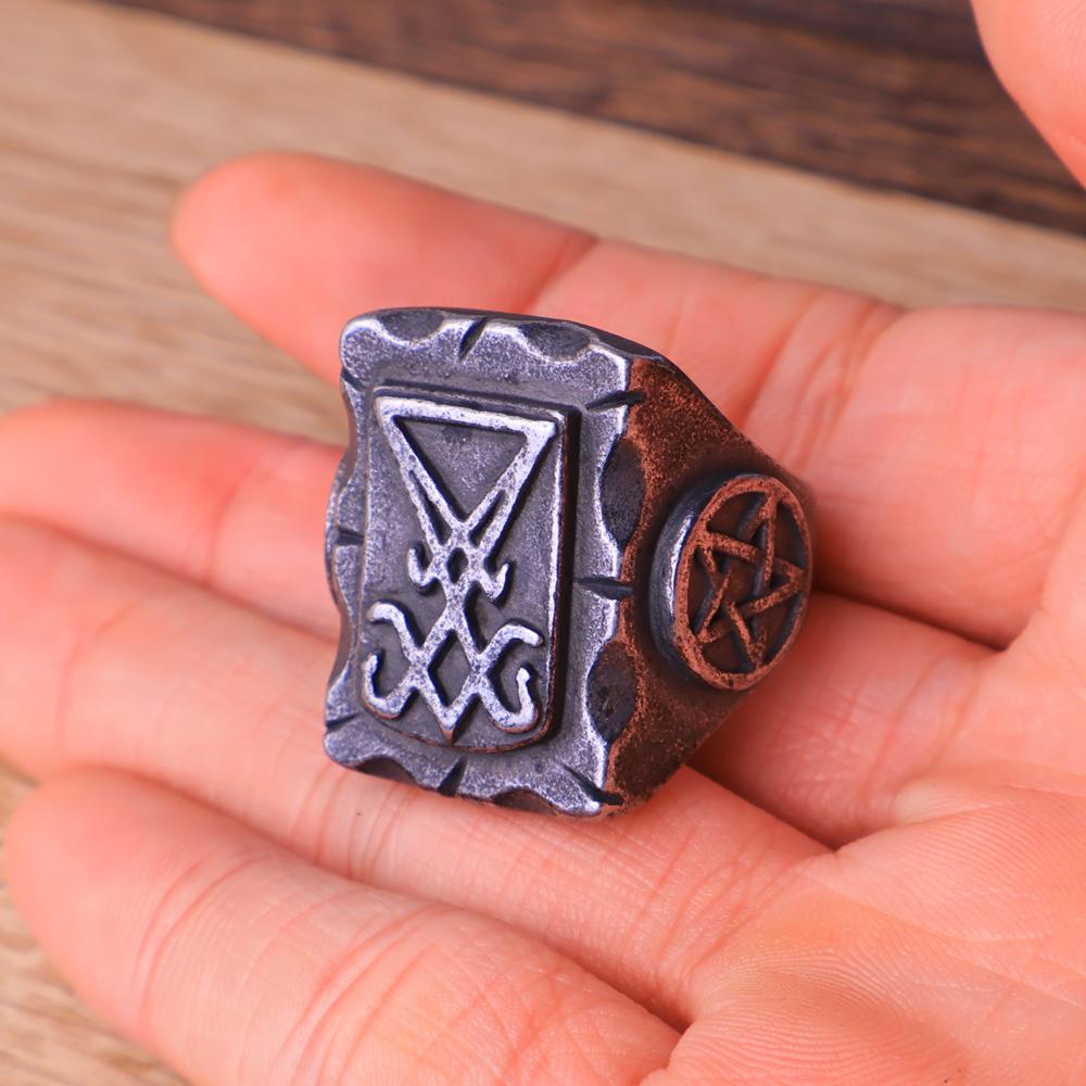 Fashion Vintage Stainless Steel Cross Rings for Men's Punk Creative Amulet Pentagram Ring Personality Jewelry Gift Wholesale