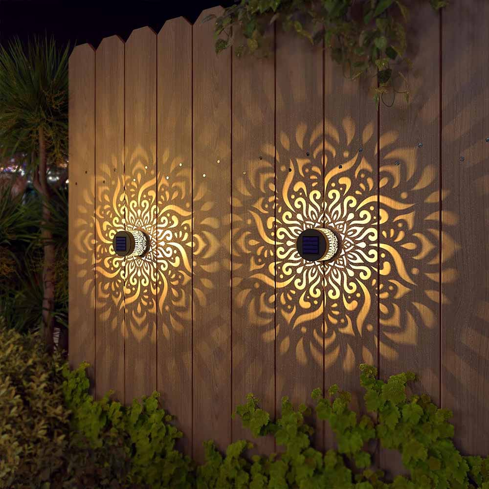Outdoor Garden Solar Light Iron Art Hanging Light Hollow LED Landscape Light Garden Decoration Projection Light Waterproof