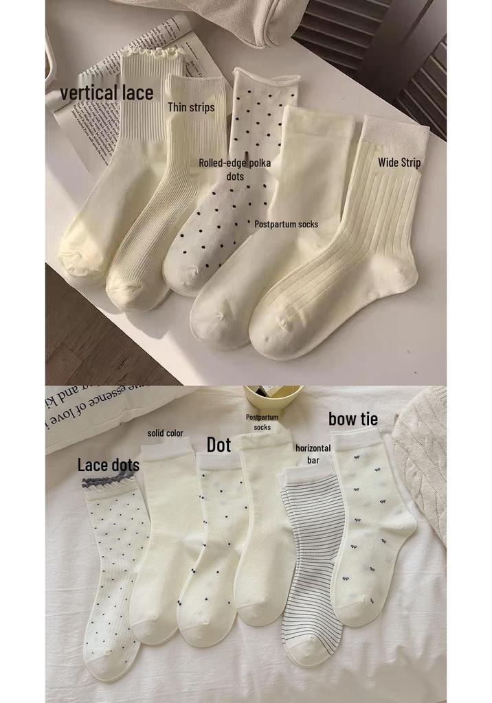 Women's Solid Color Mid-Tube Socks - Black & White, Spring/Autumn, Trendy Korean-Style Sports Socks