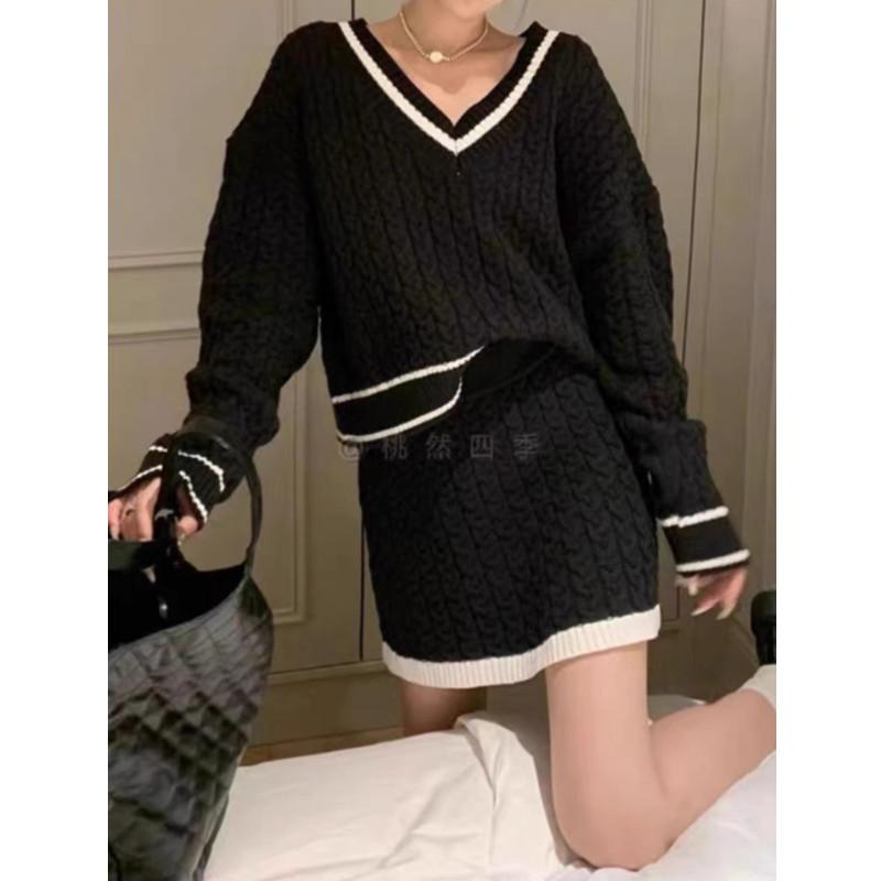 Fashion Retro V-neck Contrast Color Twist Pattern Sweater + High Waist Bag Hip Knitted Skirt Two-piece Women