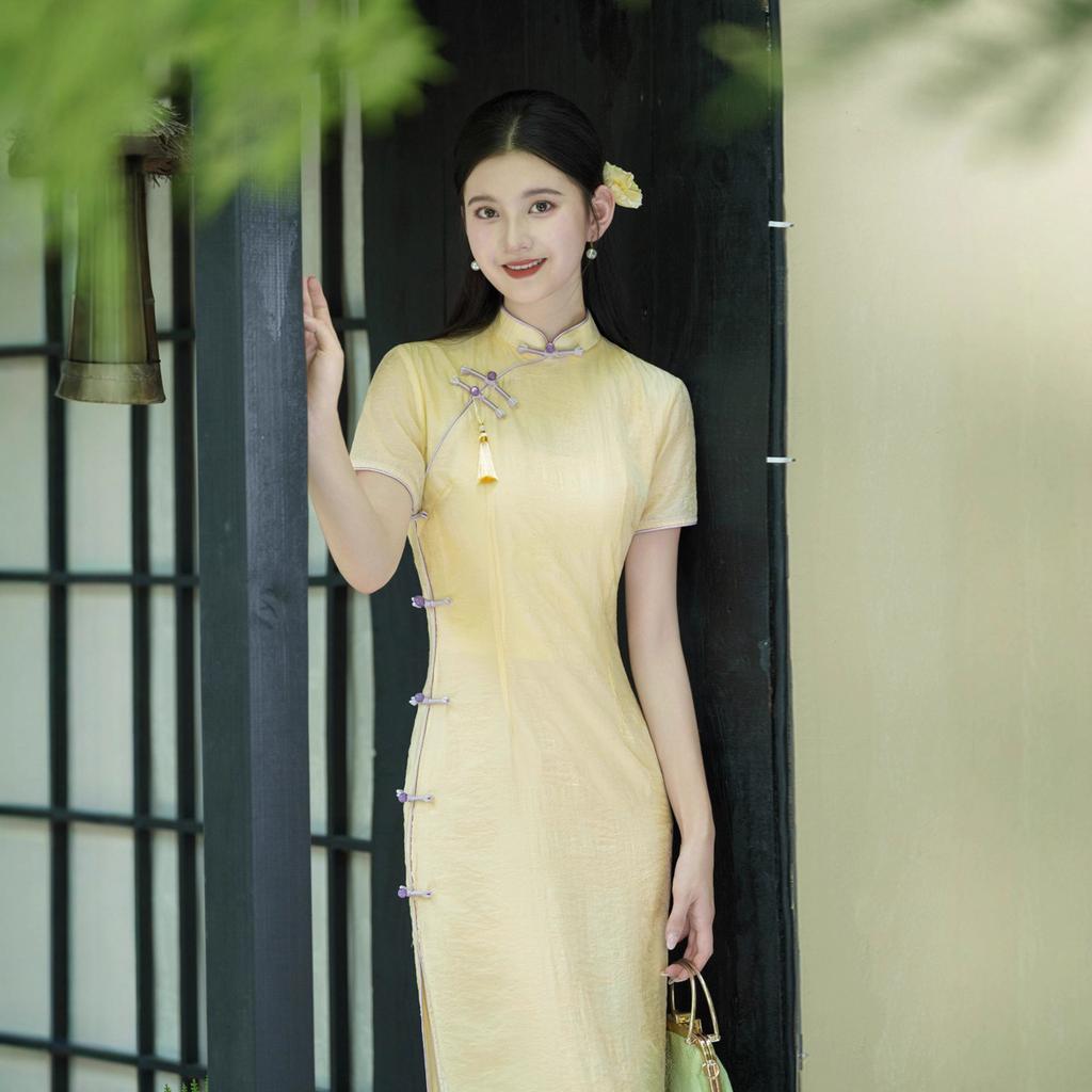 Bright yellow and white cheongsam girl young 1011 early autumn new Chinese style improved slim and thin cheongsam skirt