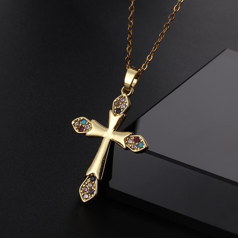 Cross necklace, zircon, European and American necklace, titanium lock chain, Instagram retro punk, personalized pendant, niche design