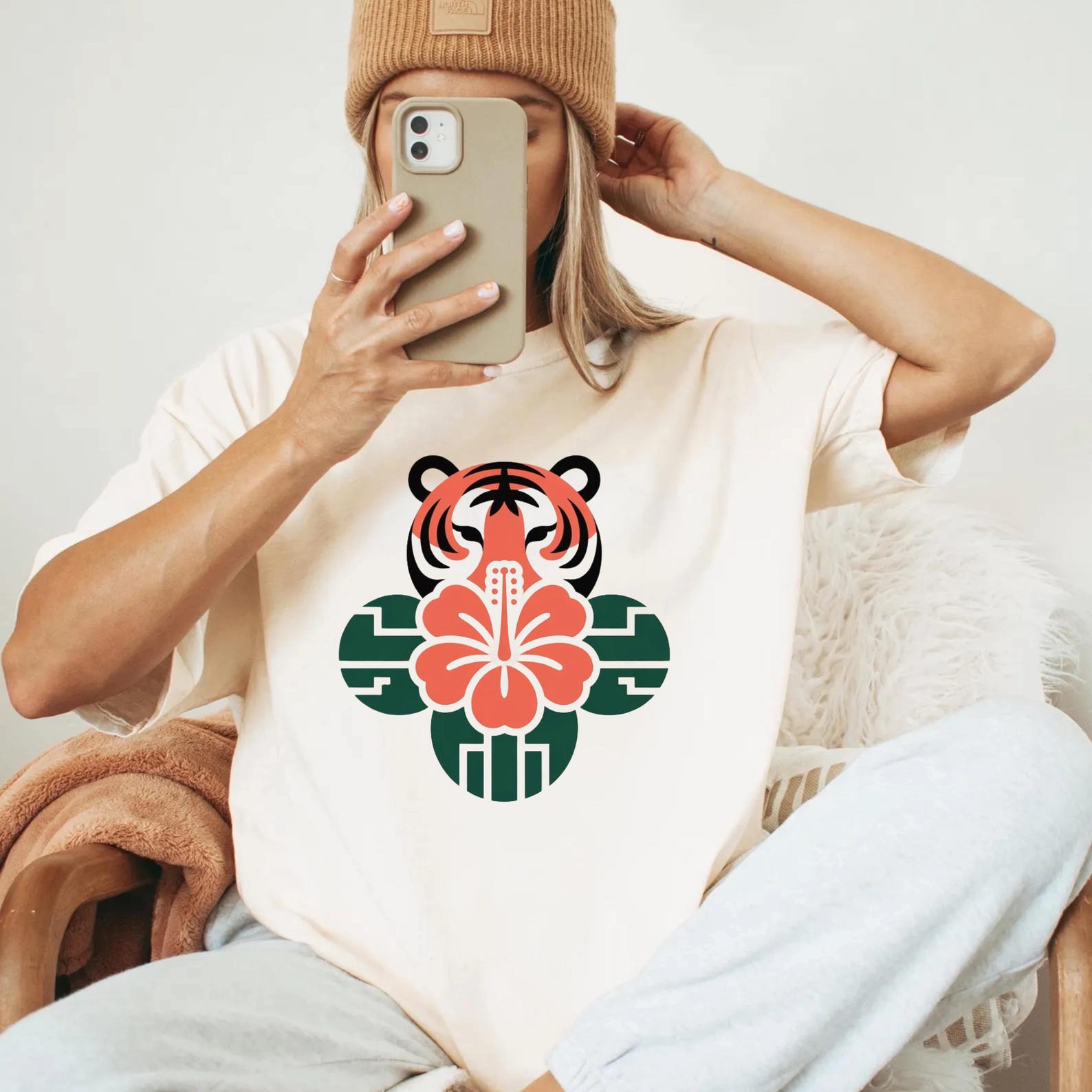 Tiger Shirt, Tropical Hawaiian Flower Tee, Island Wildlife, Hawaii Inspired Graphic, Floral Jungle, Unisex Vacation Zoo Animal Reservation 3XL